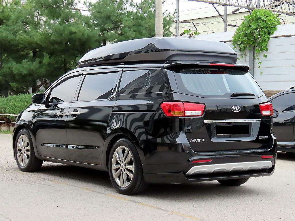 Kia Carnival — photo 03