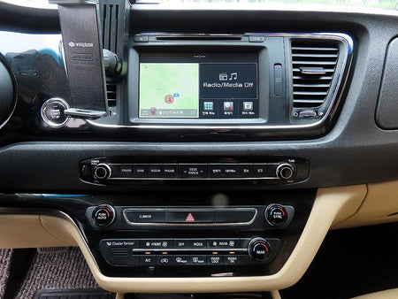 Kia Carnival — photo 12