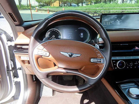 Genesis G80 — photo 08