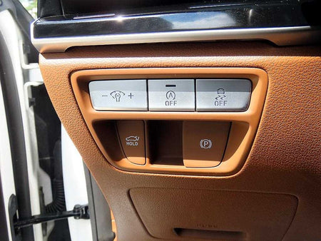 Genesis G80 — photo 12