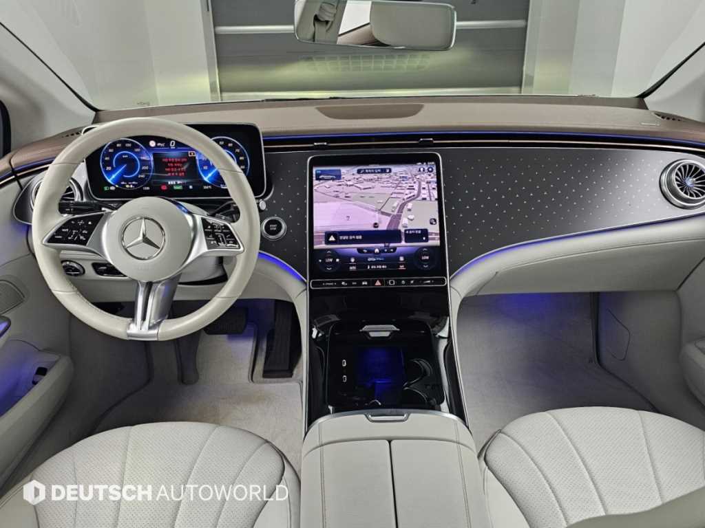 Mercedes-Benz EQE — photo 07