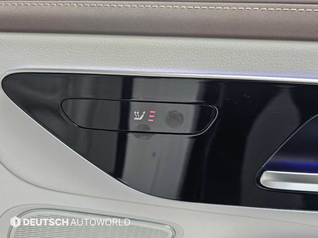 Mercedes-Benz EQE — photo 16