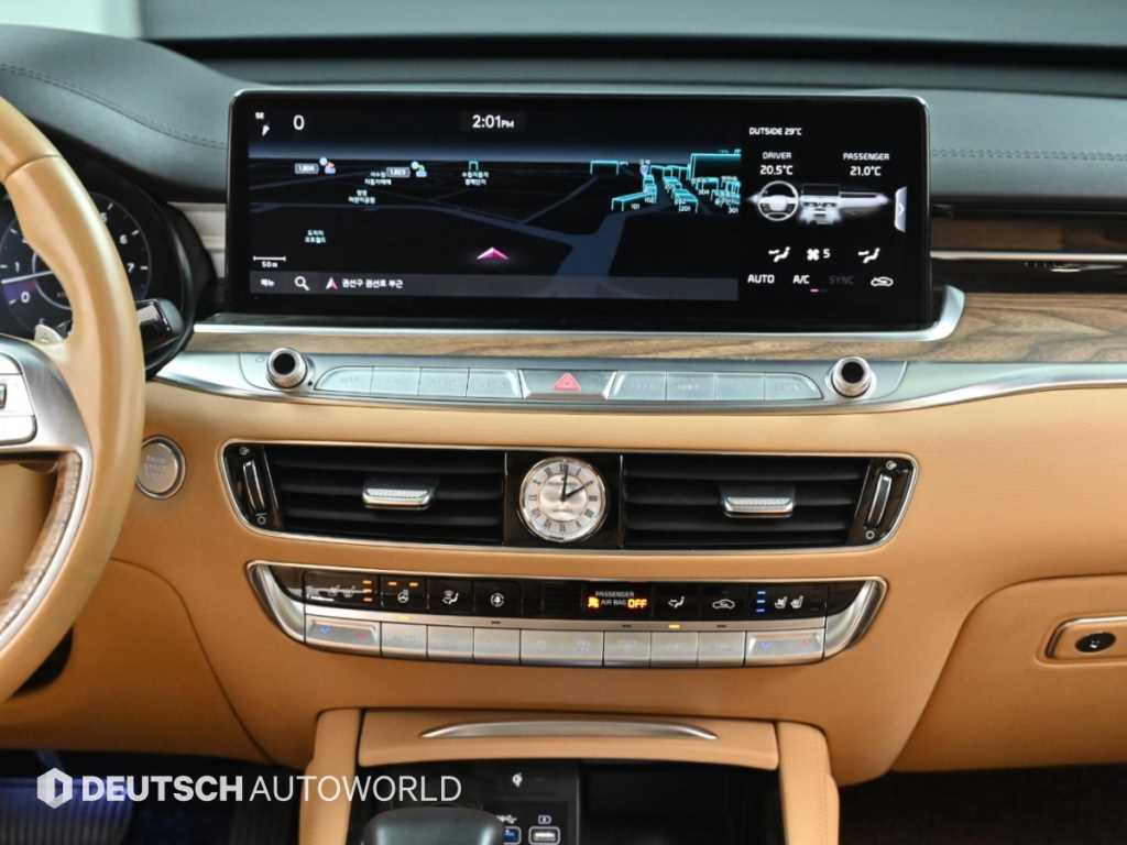 Kia K9 — photo 14