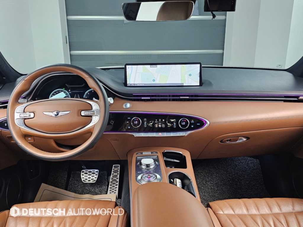 Genesis GV70 — photo 07