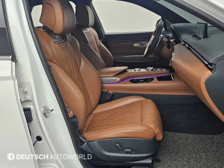 Genesis GV70 — photo 10