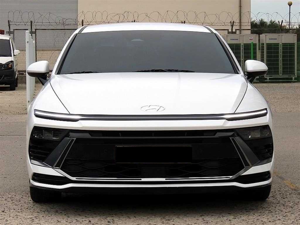 Hyundai Sonata — photo 01