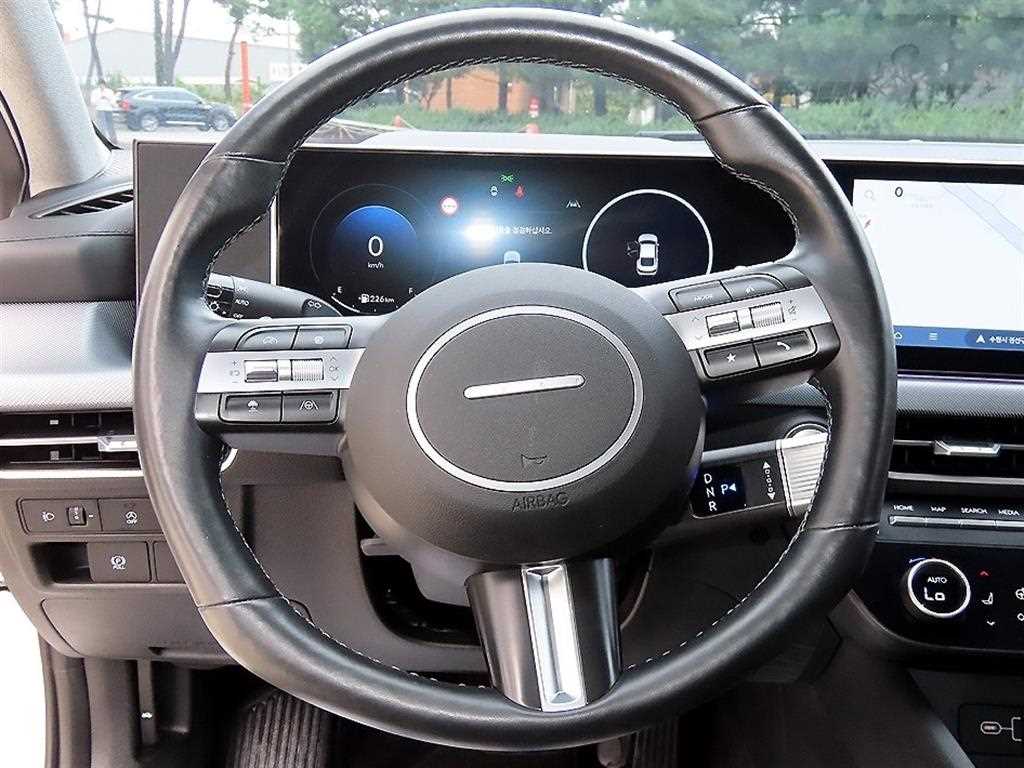 Hyundai Sonata — photo 08