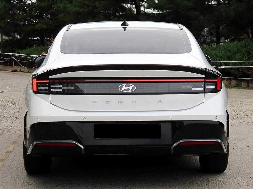 Hyundai Sonata — photo 04