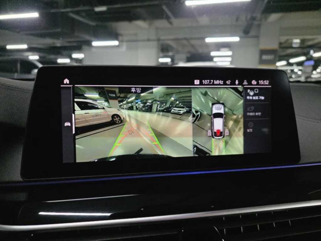 BMW Gran Turismo — photo 12