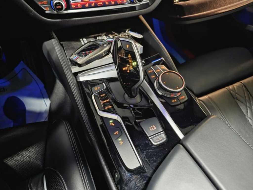 BMW Gran Turismo — photo 15