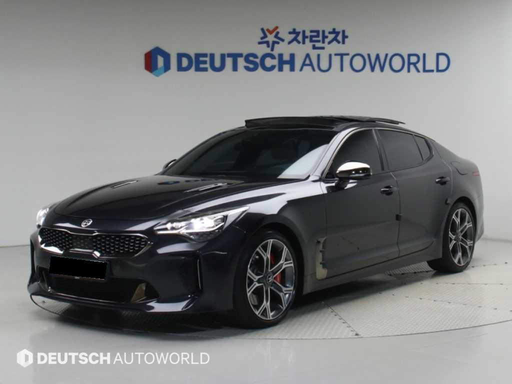 Kia Stinger — photo 01