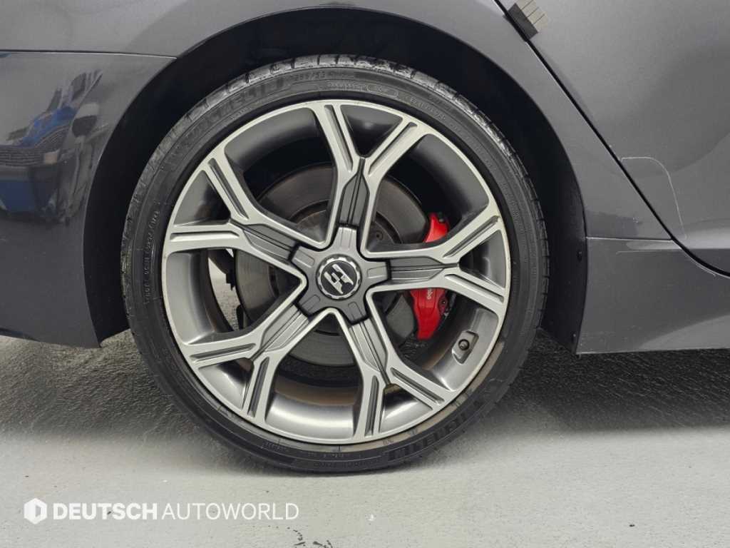 Kia Stinger — photo 06