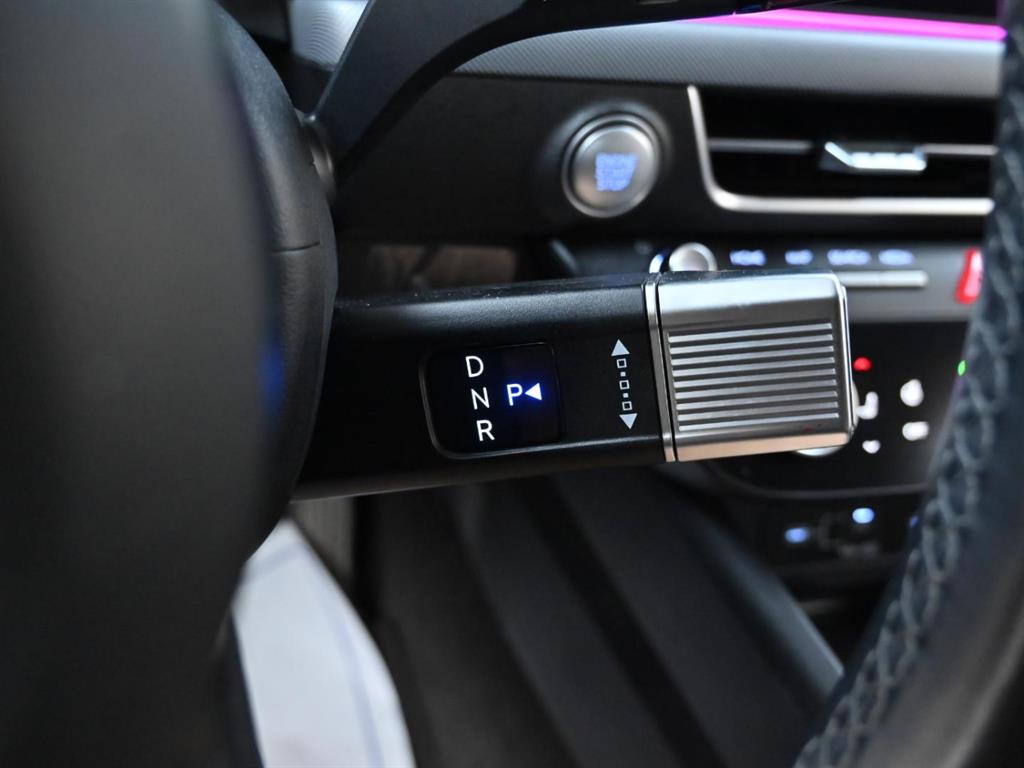 Hyundai Sonata — photo 08