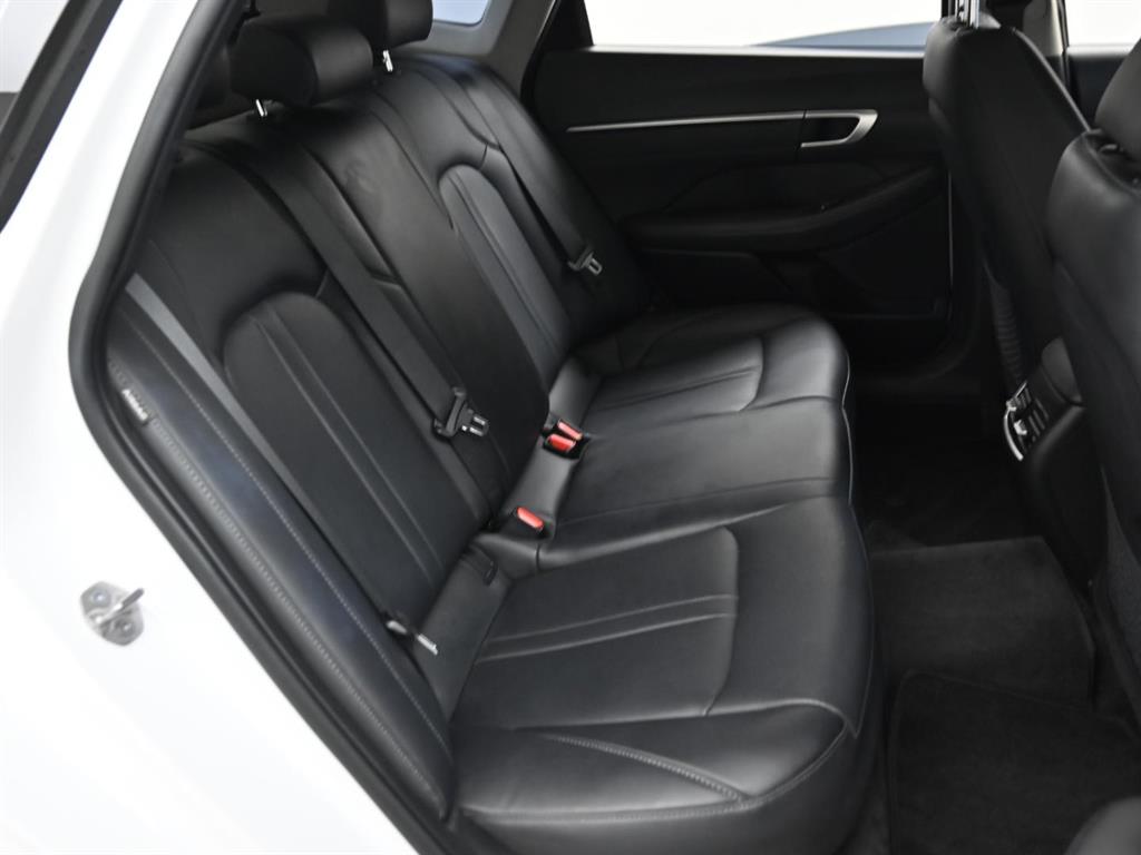 Hyundai Sonata — photo 10