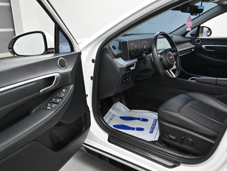 Hyundai Sonata — photo 11