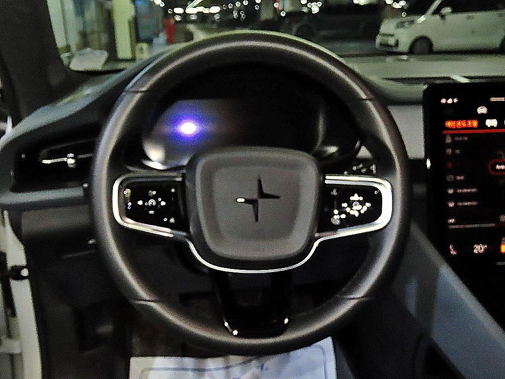 Polestar Polestar 2 — photo 08