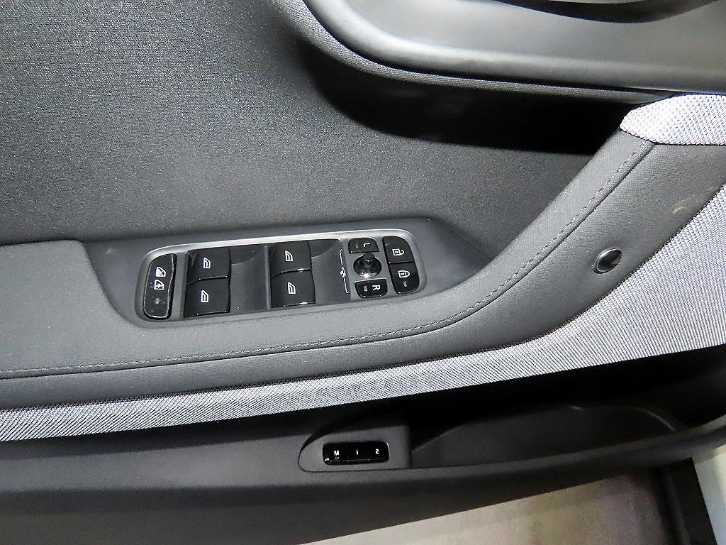 Polestar Polestar 2 — photo 13