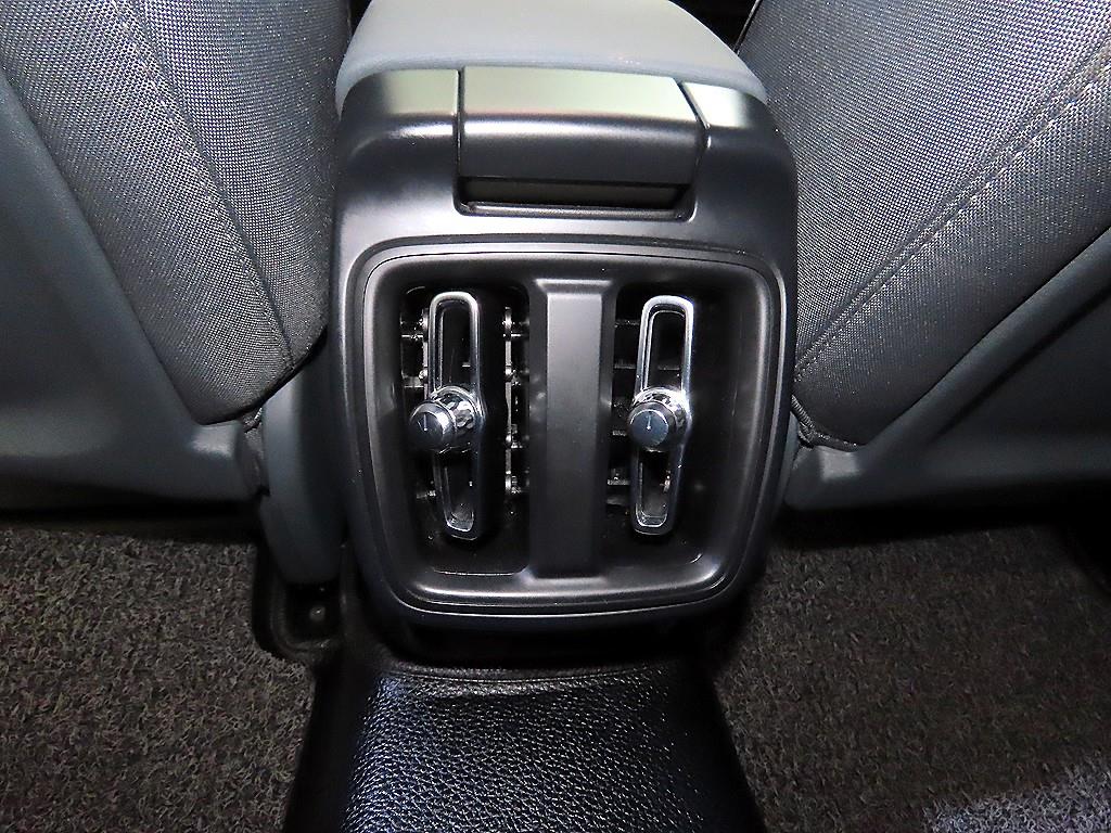 Polestar Polestar 2 — photo 16