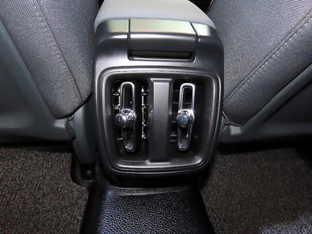 Polestar Polestar 2 — photo 16