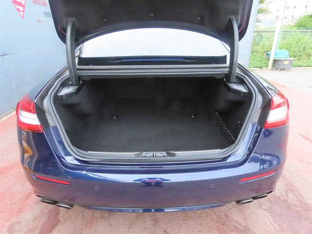 Maserati Quattroporte — photo 05