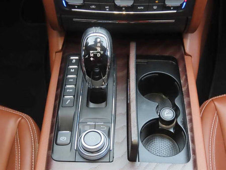 Maserati Quattroporte — photo 13