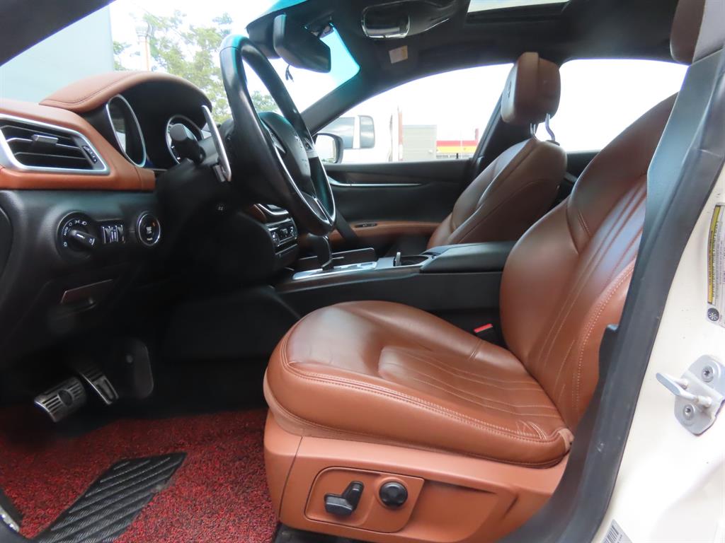 Maserati Ghibli — photo 16