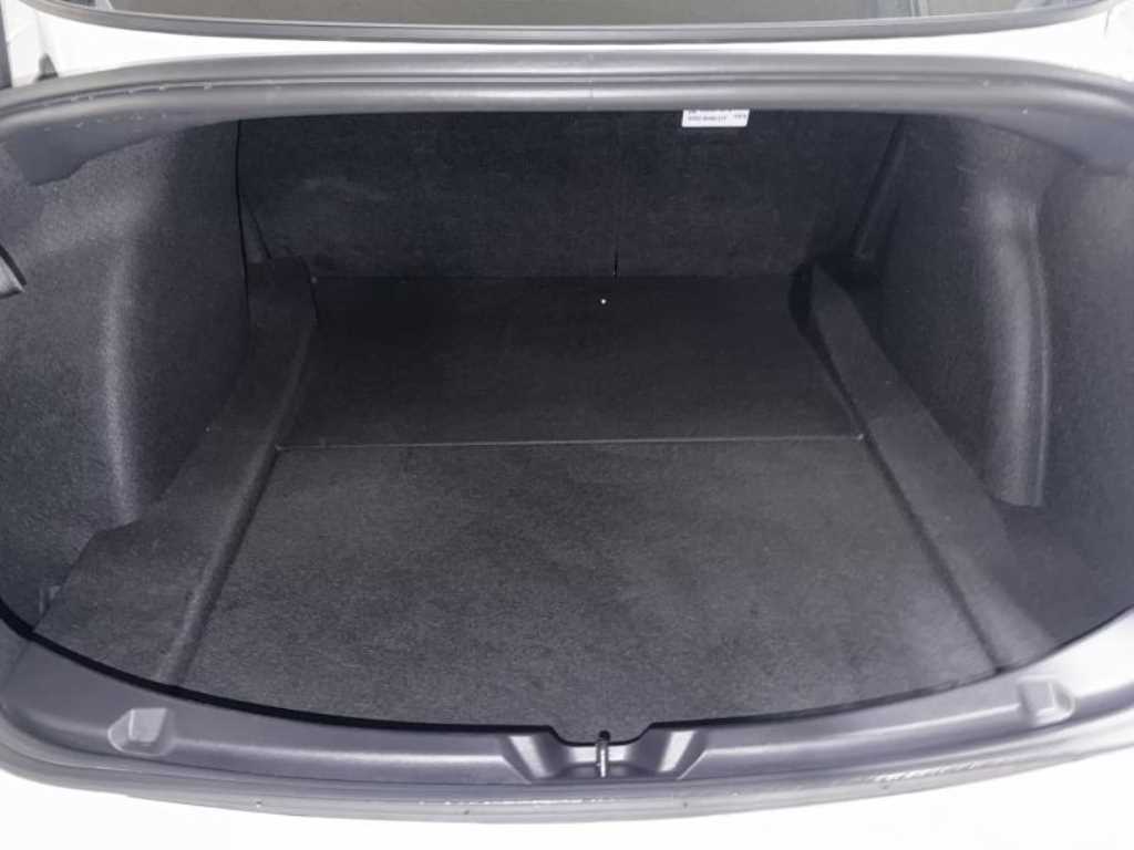Tesla Model 3 — photo 17