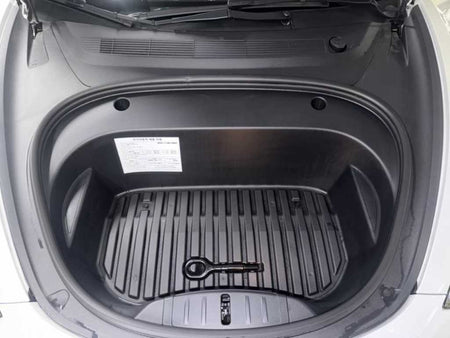 Tesla Model 3 — photo 19