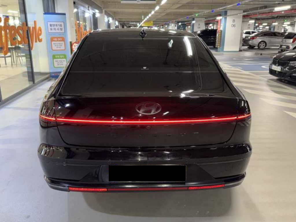 Hyundai Grandeur — photo 05