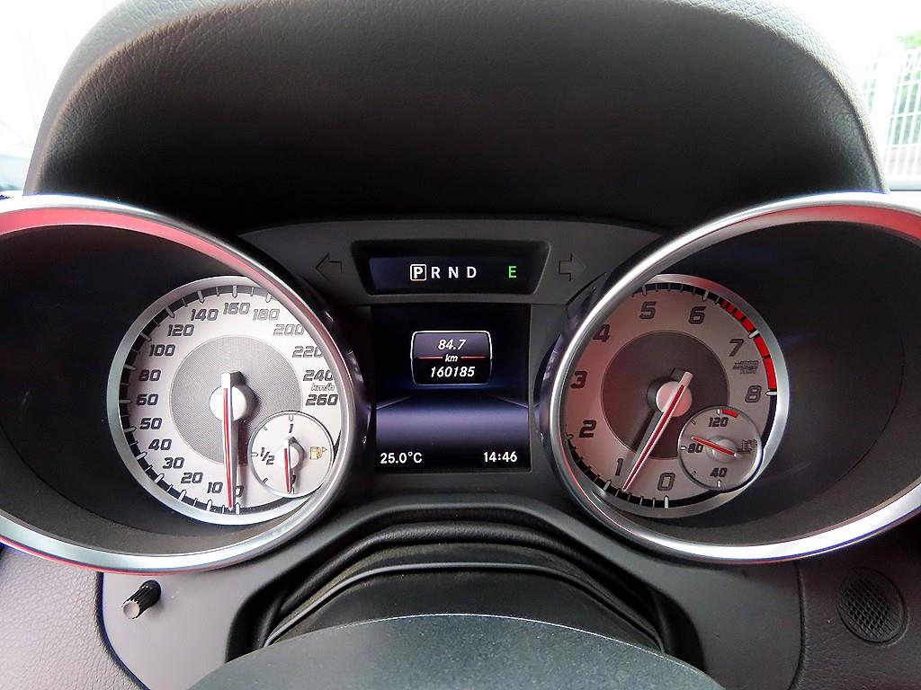 Mercedes-Benz SLK-Class — photo 13