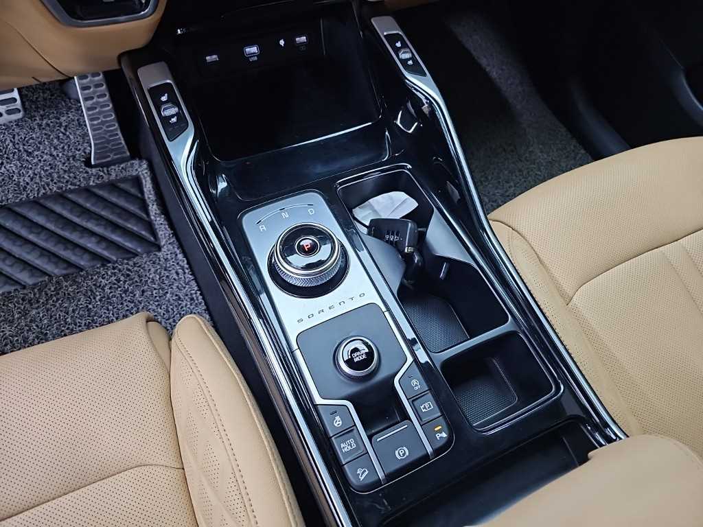 Kia Sorento — photo 08