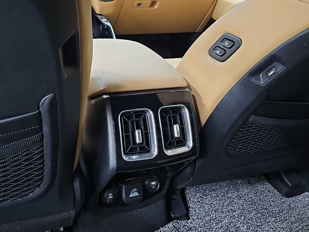 Kia Sorento — photo 13