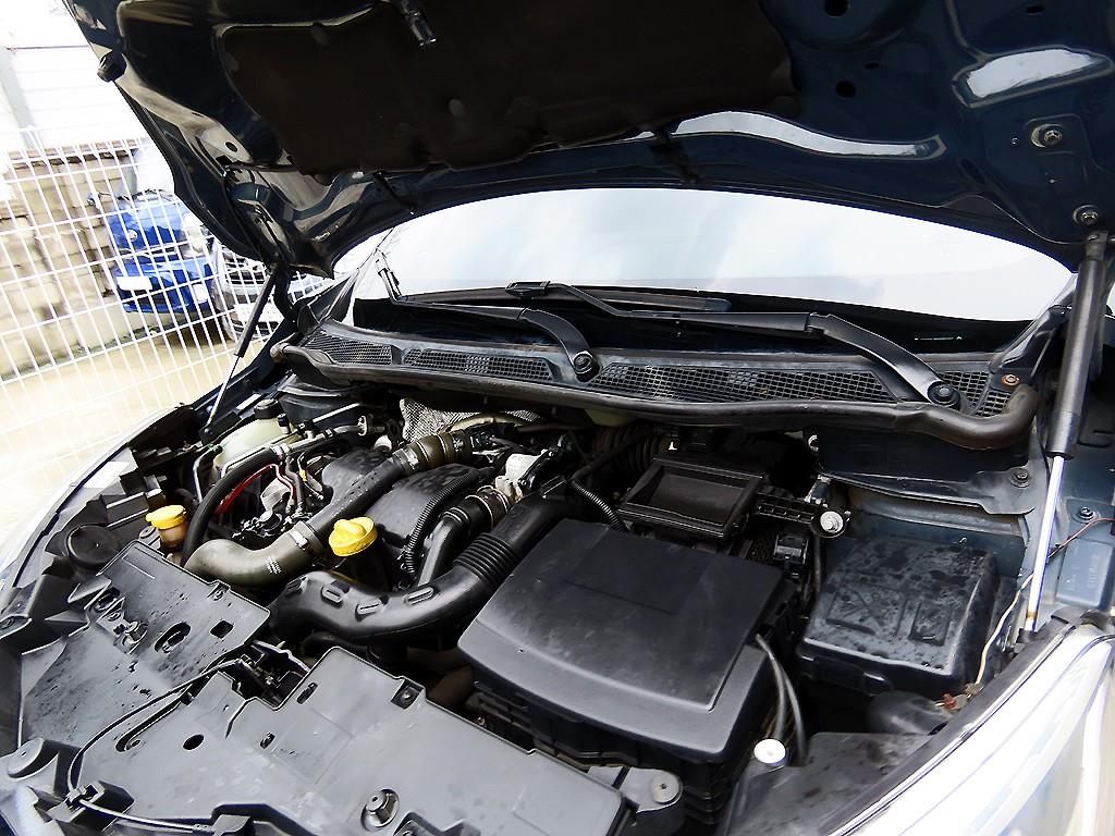 RENAULT QM3 — photo 19