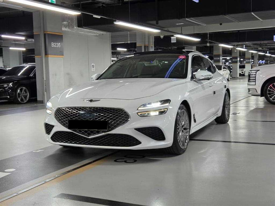 Genesis G70 — photo 01