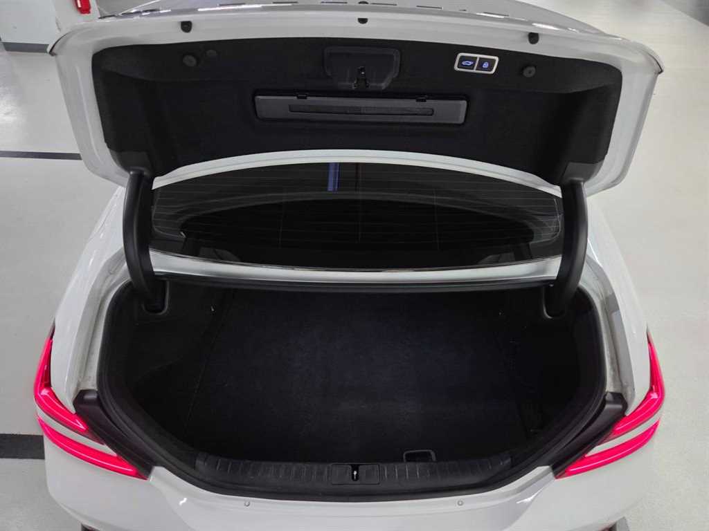 Genesis G70 — photo 06