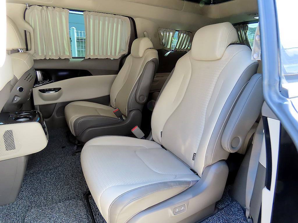 Kia Carnival — photo 06