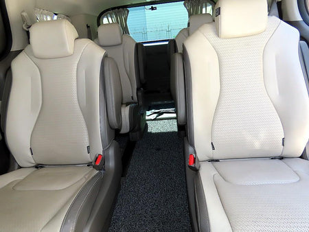 Kia Carnival — photo 07