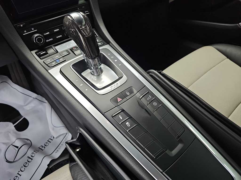 Porsche 718 — photo 08