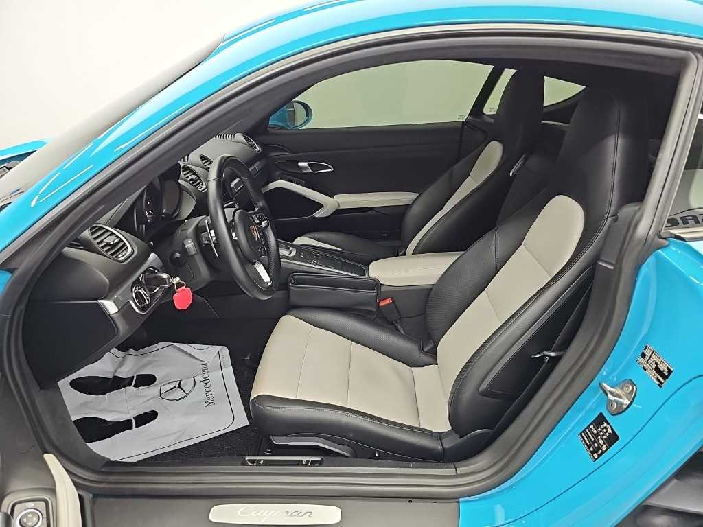Porsche 718 — photo 11