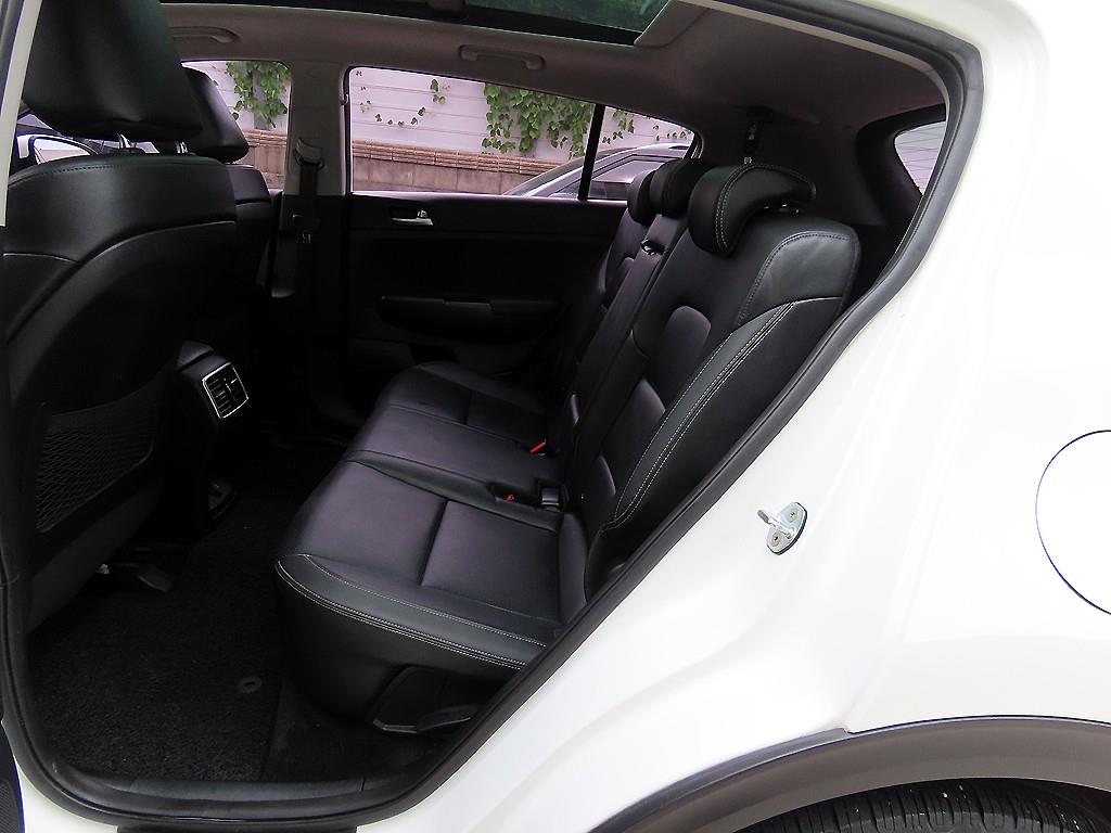 Kia Sportage — photo 06