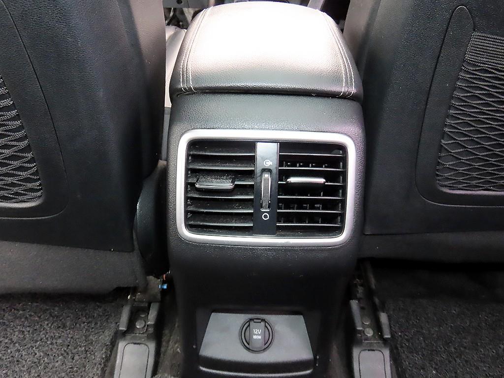 Kia Sportage — photo 17
