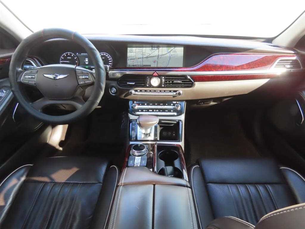Genesis EQ900 — photo 09