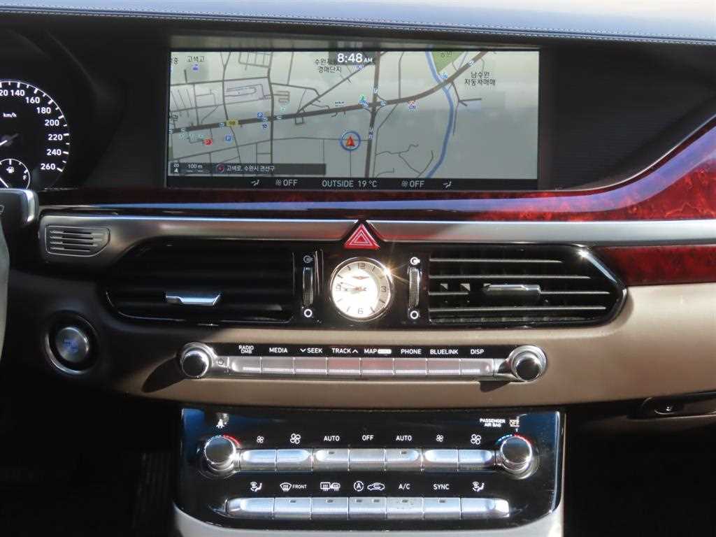 Genesis EQ900 — photo 12