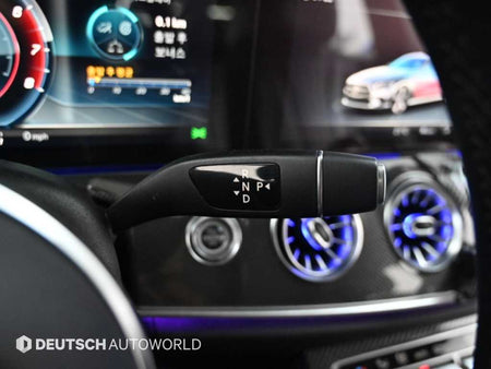Mercedes-Benz CLS-Class — photo 09