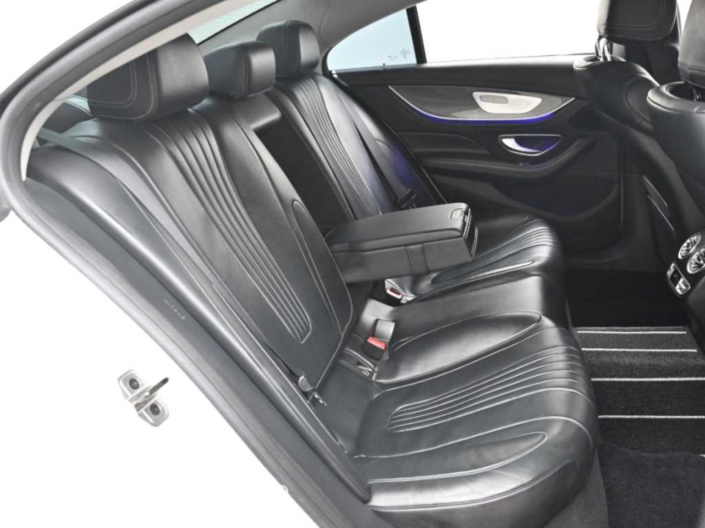 Mercedes-Benz CLS-Class — photo 12