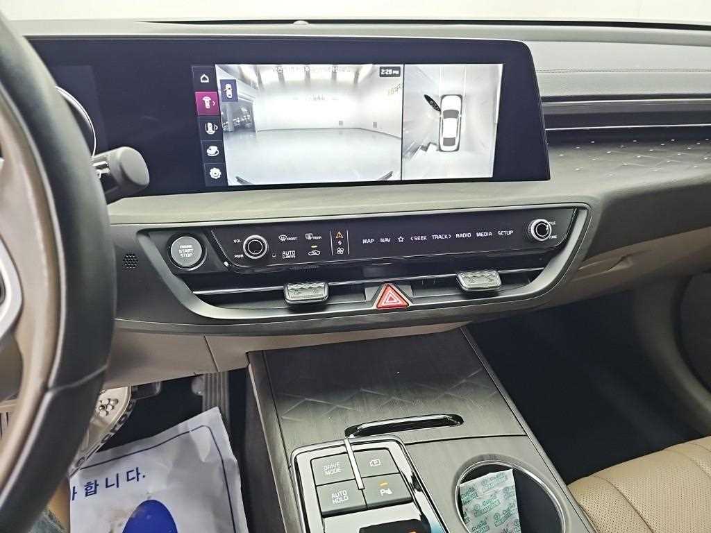Kia K8 — photo 10
