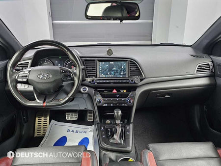 Hyundai Avante — photo 07