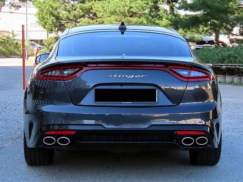 Kia Stinger — photo 04