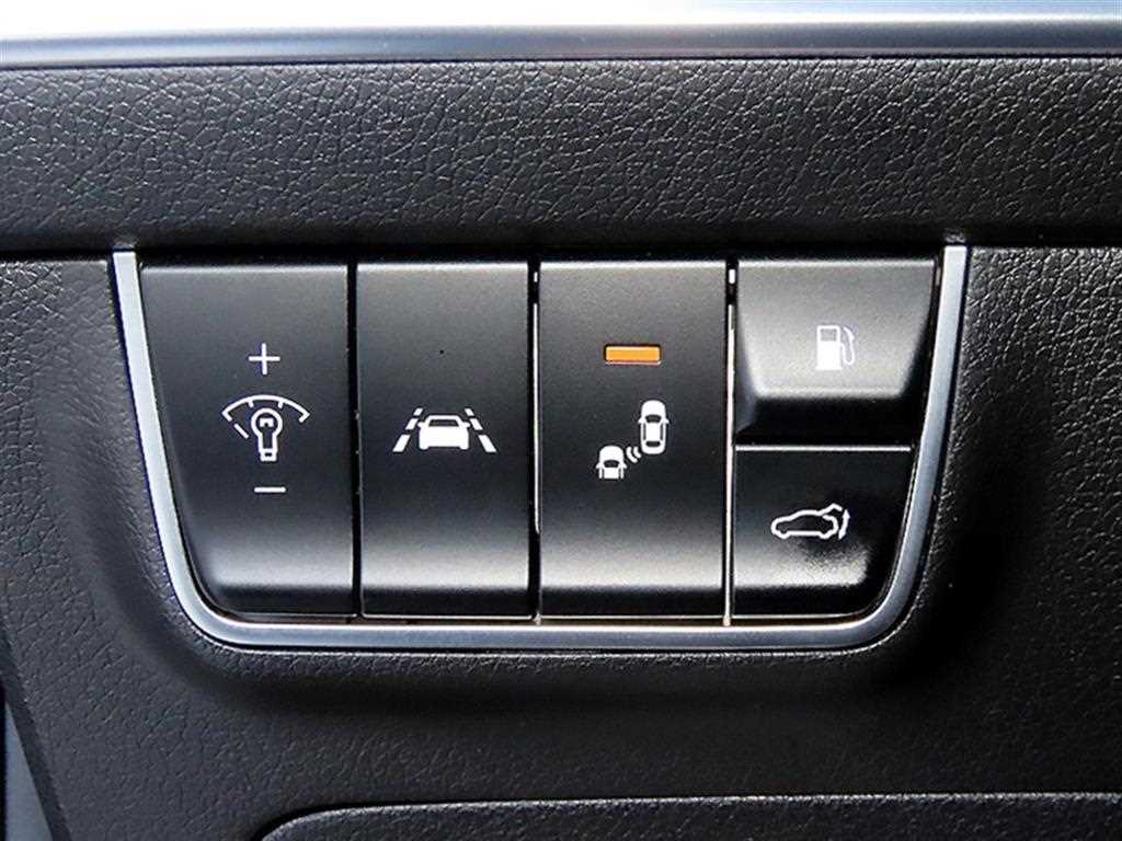 Kia Stinger — photo 12