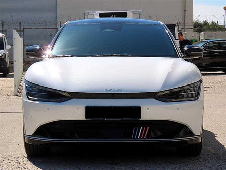 Kia EV6 — photo 01